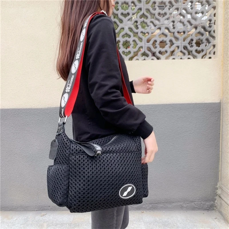 Goedkoop Hoge Kwaliteit Nylon Mesh Draagtas Outdoor Messenger Bag Luxe Designer Vrouwelijke Zak Nieuwe Travel Organizer Fashion Lady Schoudertas