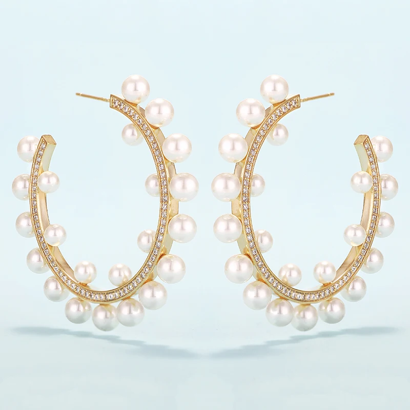 Женские жемчужные серьги-кольца с блестящим цирконием покрытием Новые