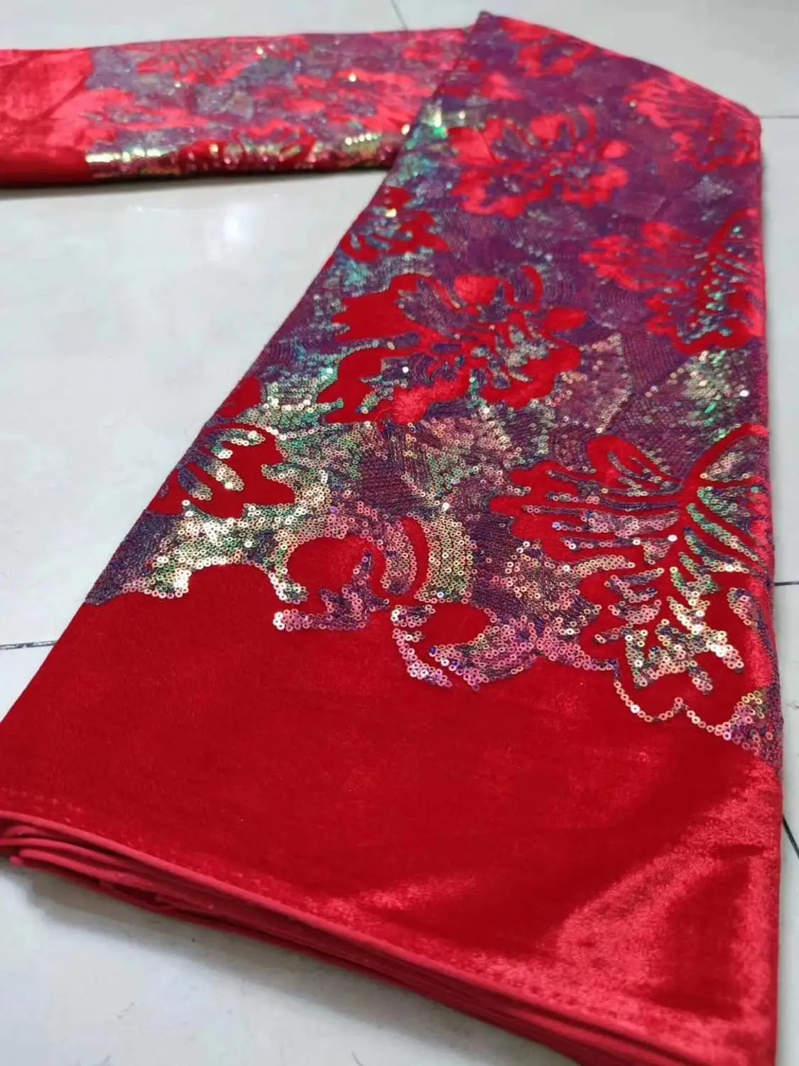 

Французская Роскошная фланелевая кружевная ткань с блестками, ширина 130 см, ткань для банкетного платья, ZX-Rb857