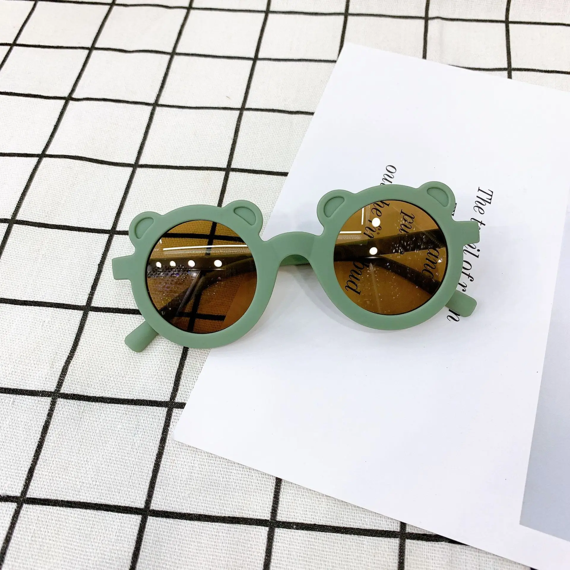 

New Cartoon Lovely Kids Sunglasses Bear Shape Frame Girls Children Sun Glasses Round Street Beat Baby Boy Eyeglasses Cute Shades