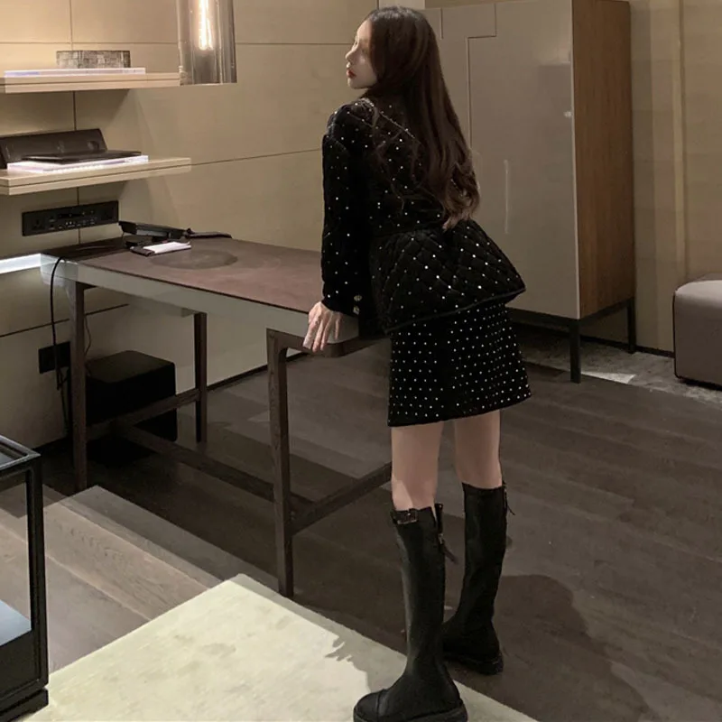 

2021 New Winter Lantern Long Sleeve Sequin Embroidery Diamond Velvet cotton jacket + mini skirt Two pieces sets 2PCS