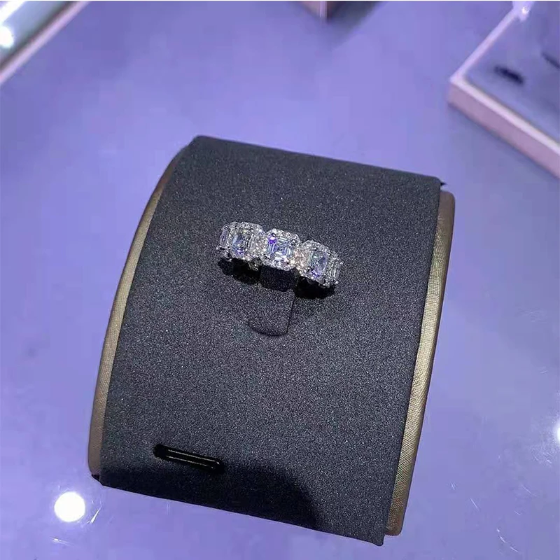

Fashion Korean Version S925 Silver New High-End Diamond Ring Full Row Of Zircon Square Couple Ring Jewelry Female Romantic Gift