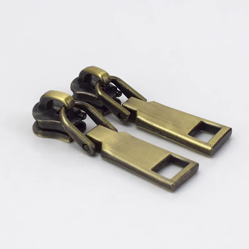 brushantiquebrass Meetee 25 шт. Модные 5# металлические ползунки для молнии куртки одежда молния голова тянет молния Ремонтный комплект DIY сумка Швейные аксессуары - Цвет: brushantiquebrass