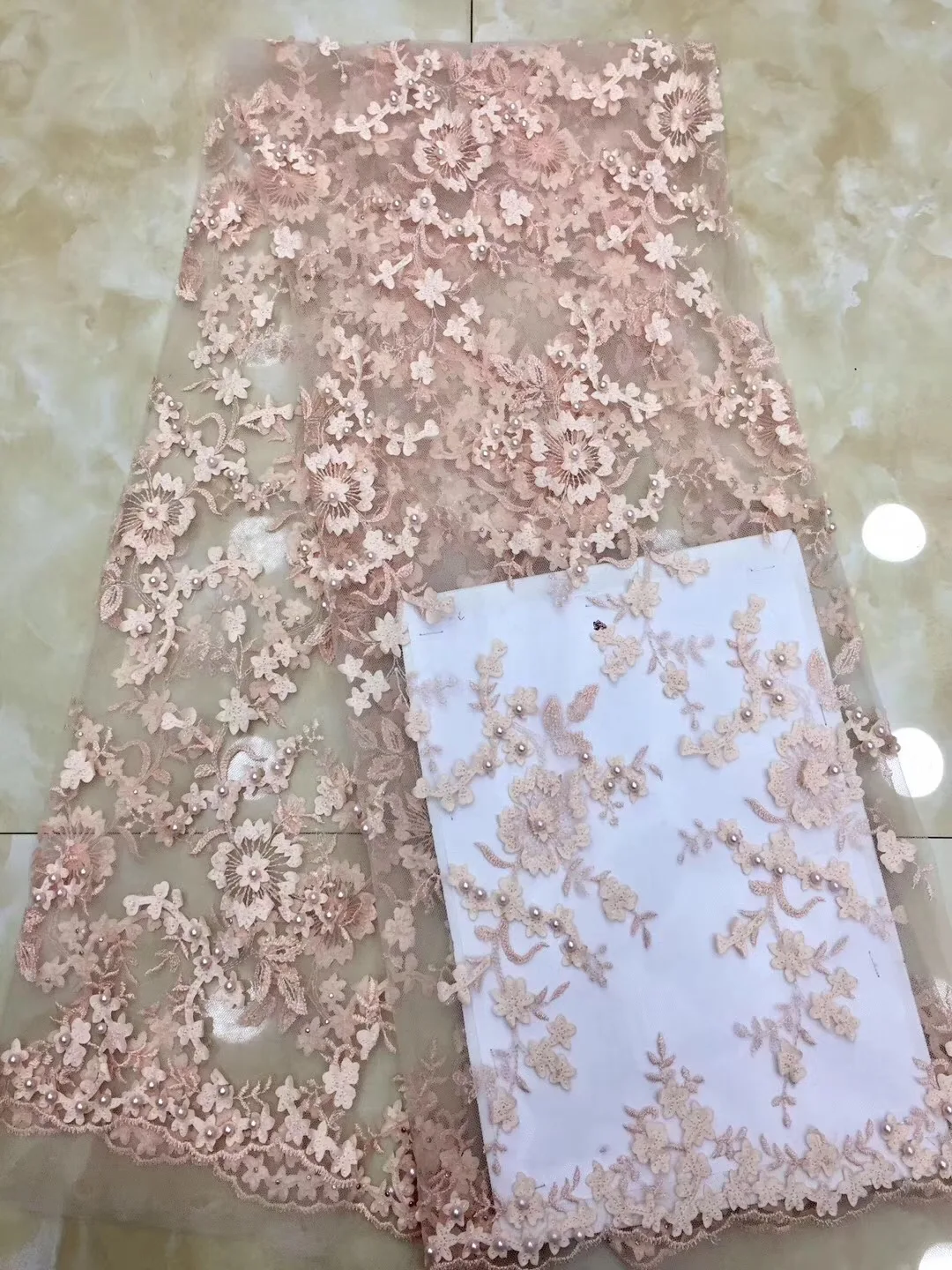 

Роскошная ткань, белое Африканское французское кружево, новейшие Африканские кружева 2019, свадебные бусины, кружевная ткань высокого качест...