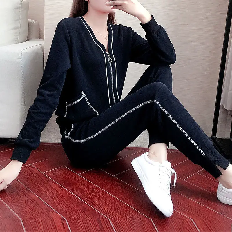 

Suit women's Plush winter leisure sports long sleeve cardigan spring and autumn women's fashion new year's sweater