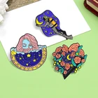 Значок на лацкан с эмалью, звездная ночь, звезды и луна, для девочек, дайверов, броши с астронавтом, ювелирное изделие, подарок для детей, друзей