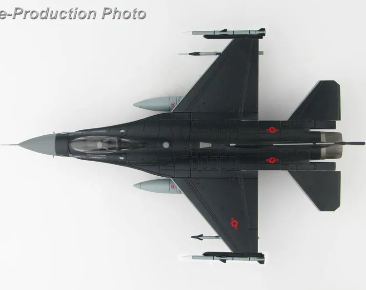 

HM ha3872 F-16 crib flag AK interim scheme, Alaska, December 2017