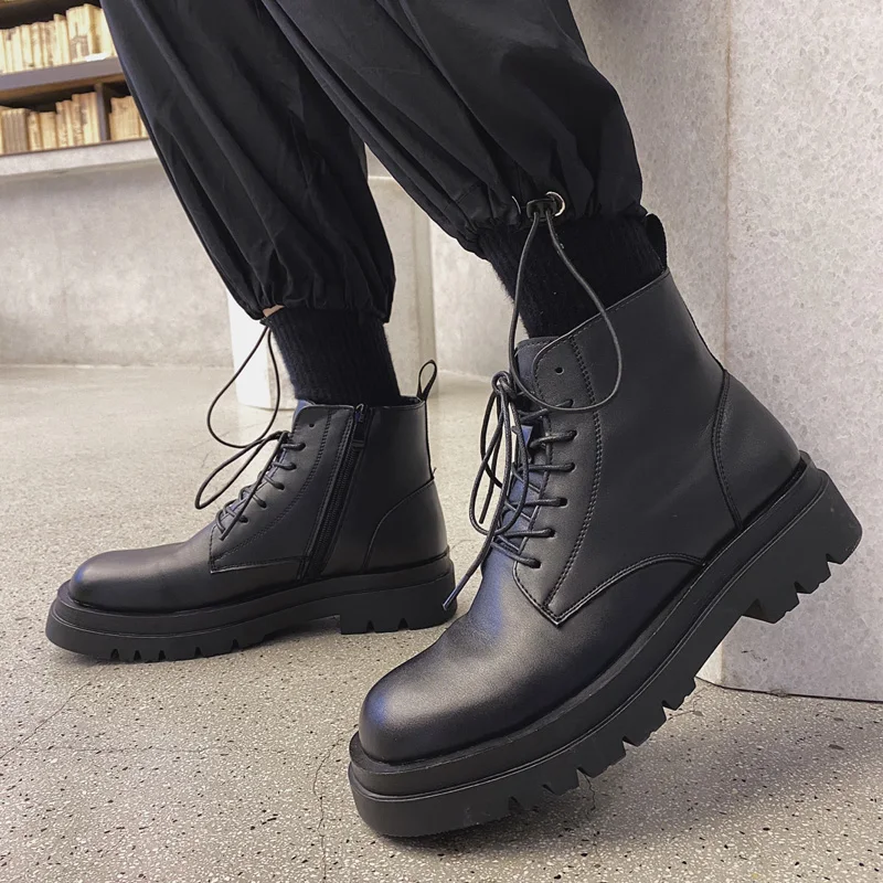 

2020 autumn and winter new fashion short boots British style Martin boots Korean version of all-match tooling boots