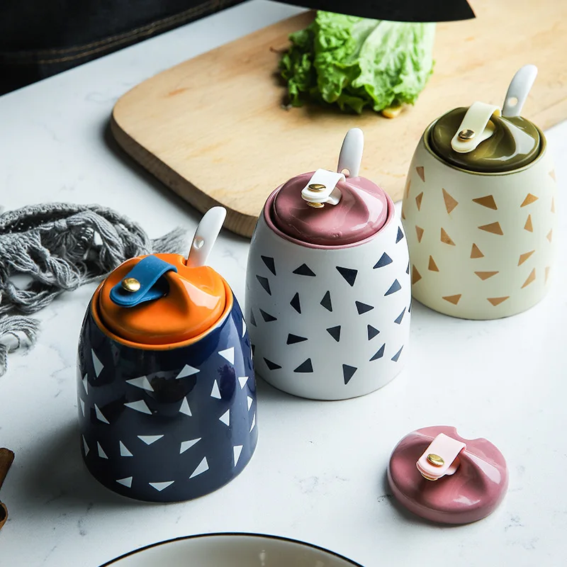 Нордическая силиконовая керамическая бутылка для приправ с ложкой средство