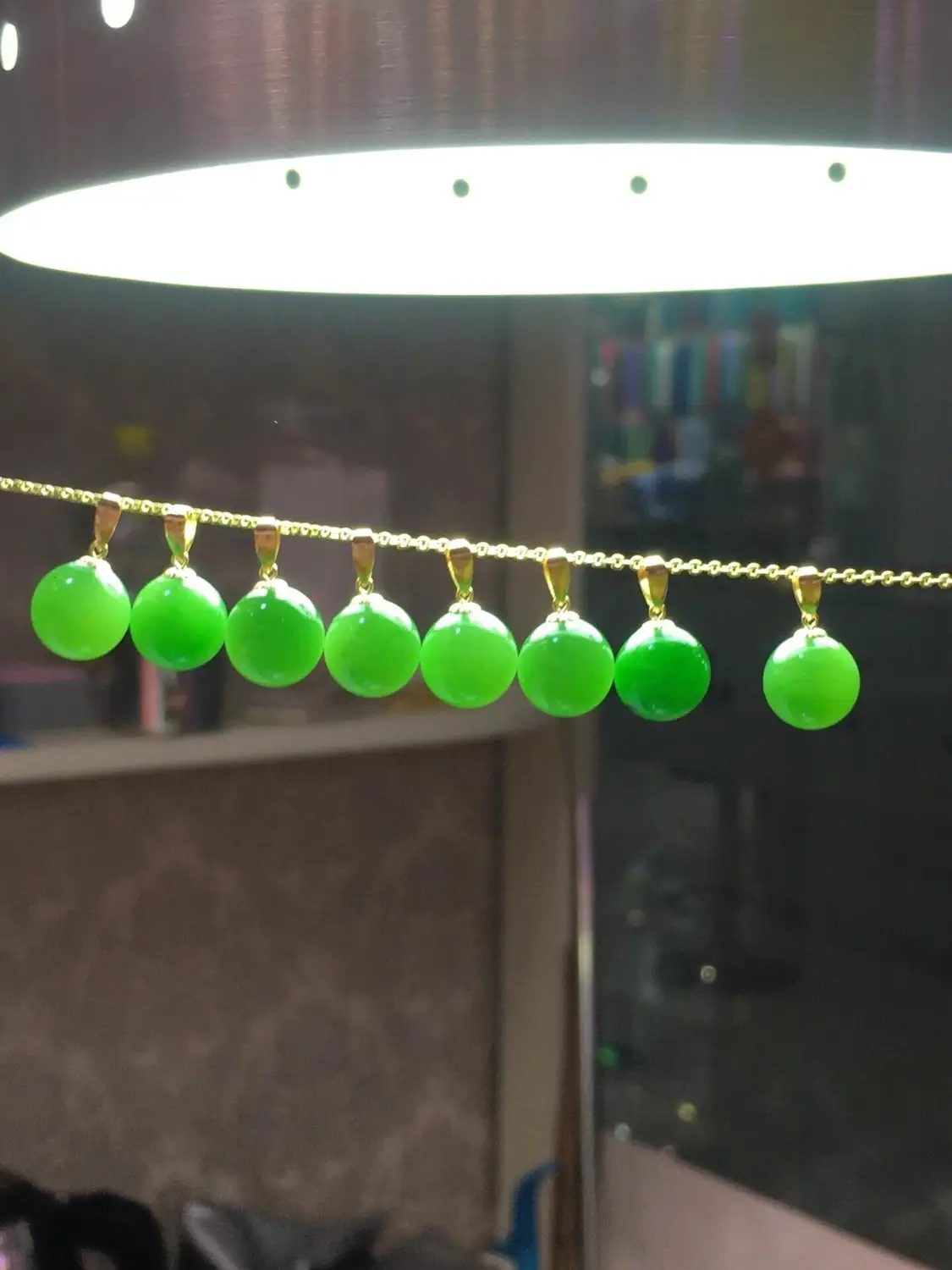 Натуральный нефрит яшма цепочка для ключицы кулон. Золото 18 К не выцветает. Очень