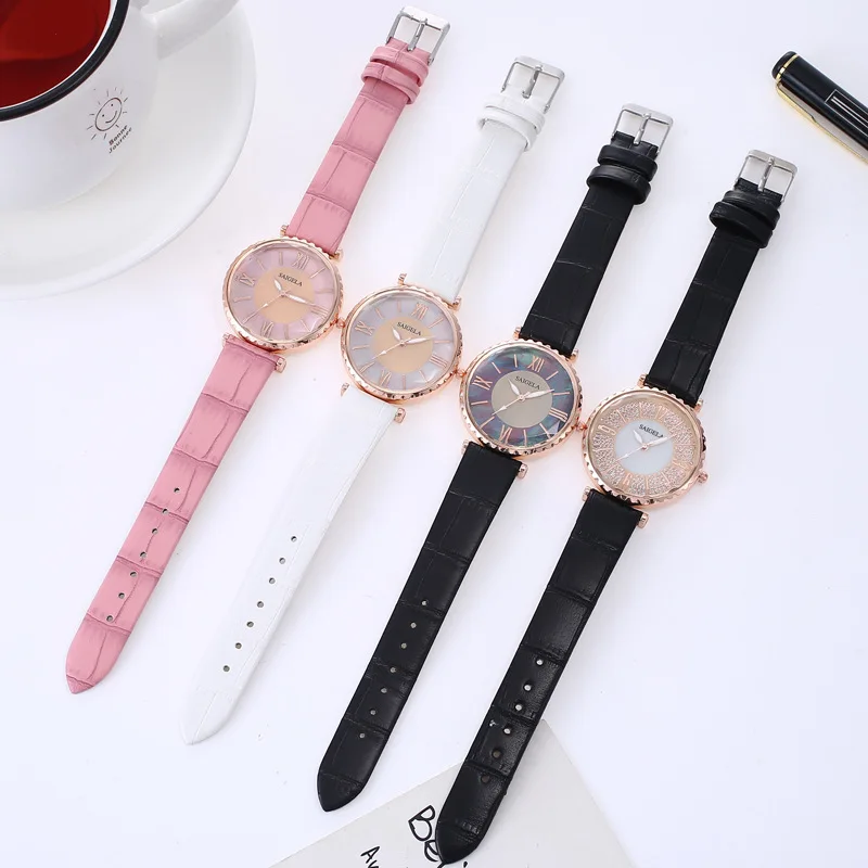 Часы наручные женские кварцевые с круглым циферблатом и ремешком из ПУ