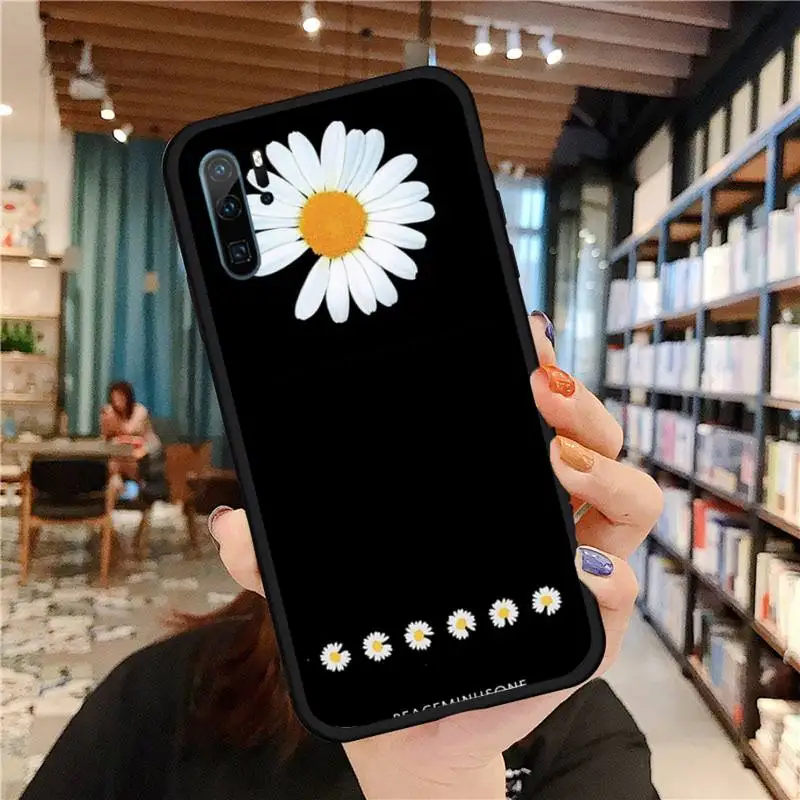 

Black White Flower Daisy sun Phone Case For Huawei honor Mate P 9 10 20 30 40 Pro 10i 7 8 a x Lite nova 5t Soft Cover Funda