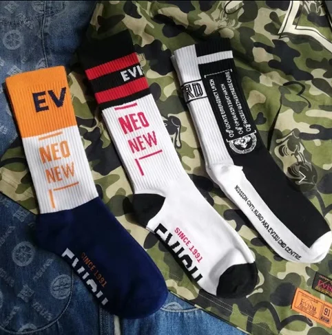 3 pairs 2 Бренд Evisu повседневные хлопковые мужские носки Модные дышащие теплые чулки спортивные мужские и женские парные носки - Цвет: 3 pairs 2