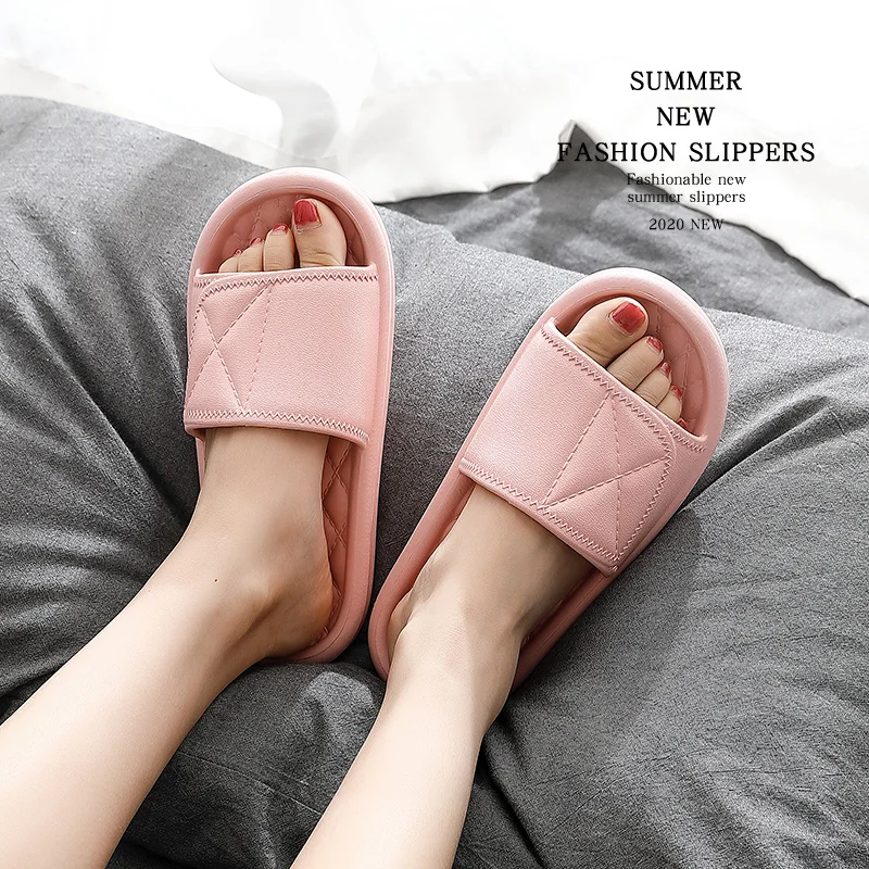

2020 New Slippers Women Summer Thick Bottom Indoor Home Couples Home Bathroom Non-slip Soft Ins Tide To Wear Cool Slippers