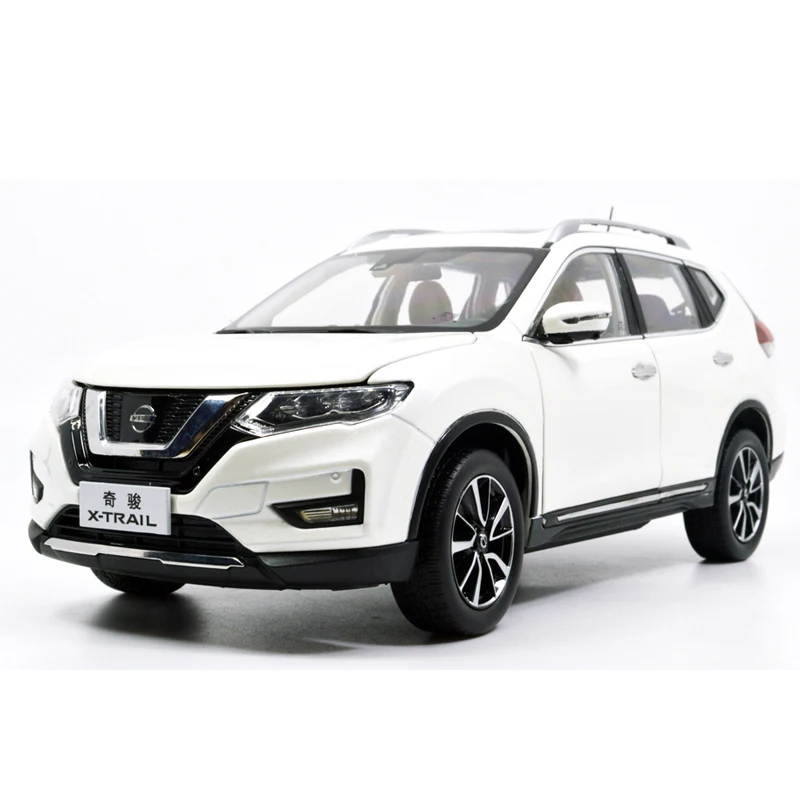 

1:18 Nissan X-Trail 2019 Diecast Miniature Metal Model Car Toy Doors Open Gifts Collections