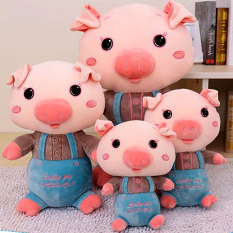 Новое поступление плюшевая игрушка в виде сидящего комбинезона свинка для
