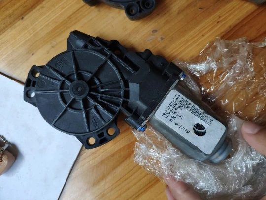 2 вида автомобиля Электрический стекло окна двери подъемный двигатель для Hyundai