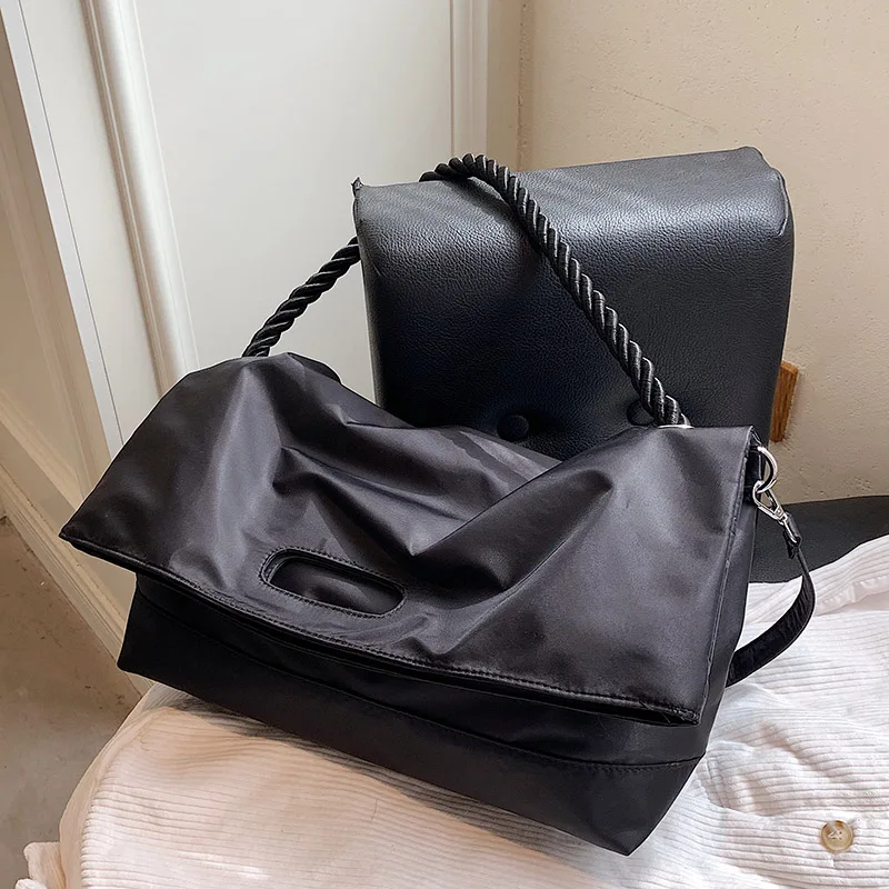 

Oxford Cloth Big Crossbody Shoulder Bag with Rope Strap for Women 2021 Winter Fashion Shopper Travel Black Handbags and Purses