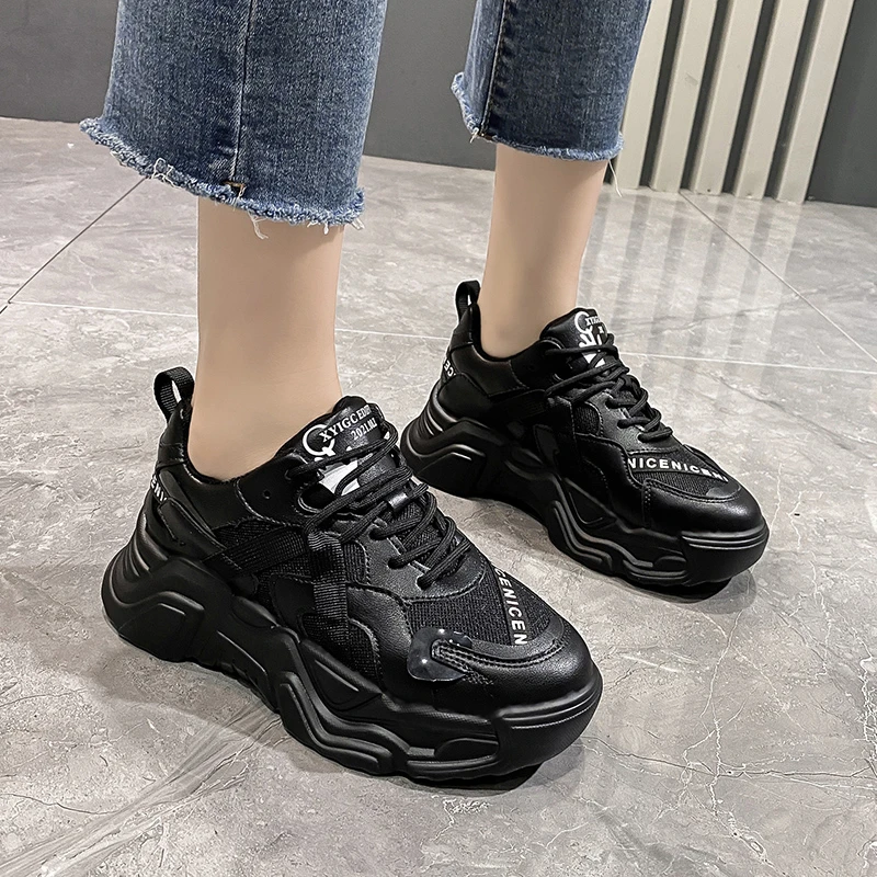 

2021 autumn/winter new casual sports shoes Korean fashion daddy shoes women's round head lace-up platform joker increase 35-43
