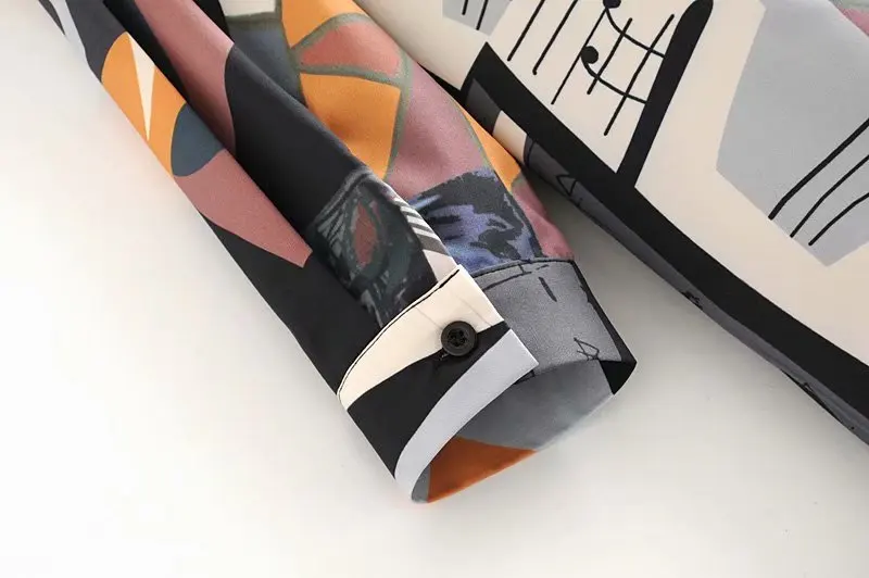 

Streetwear Women Blouse 2020 Spring Abstract Printing Loose Full Sleeve Shirts Blouses Ladies Tops Clothes