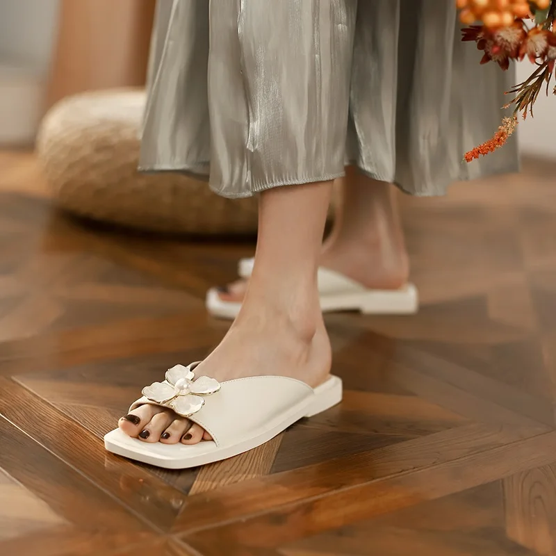 

Luxurious pearl flowers summer dress shoes sandals women female bowknot bohemia flat sandals fashion open toe ladies slingbacks