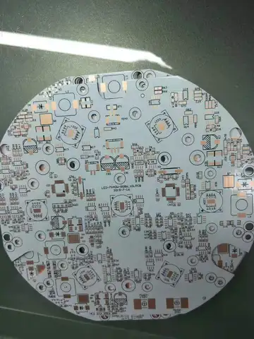 Алюминиевая печатная плата для LED подсветки 1.2мм х 10мм