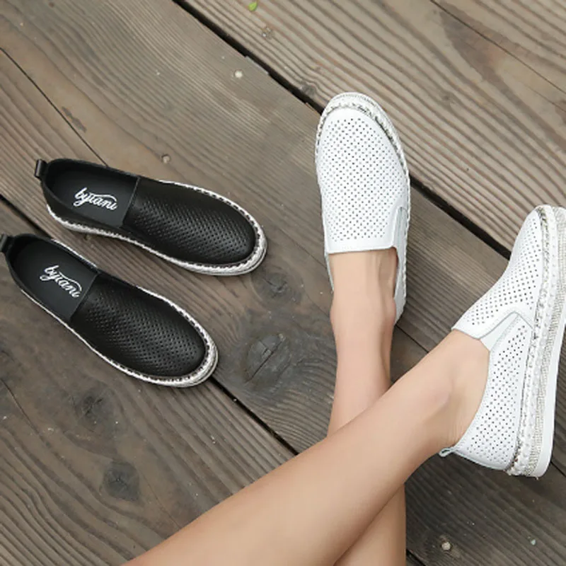 Туфли женские спортивные мягкая дышащая обувь повседневная кожаные маленькие