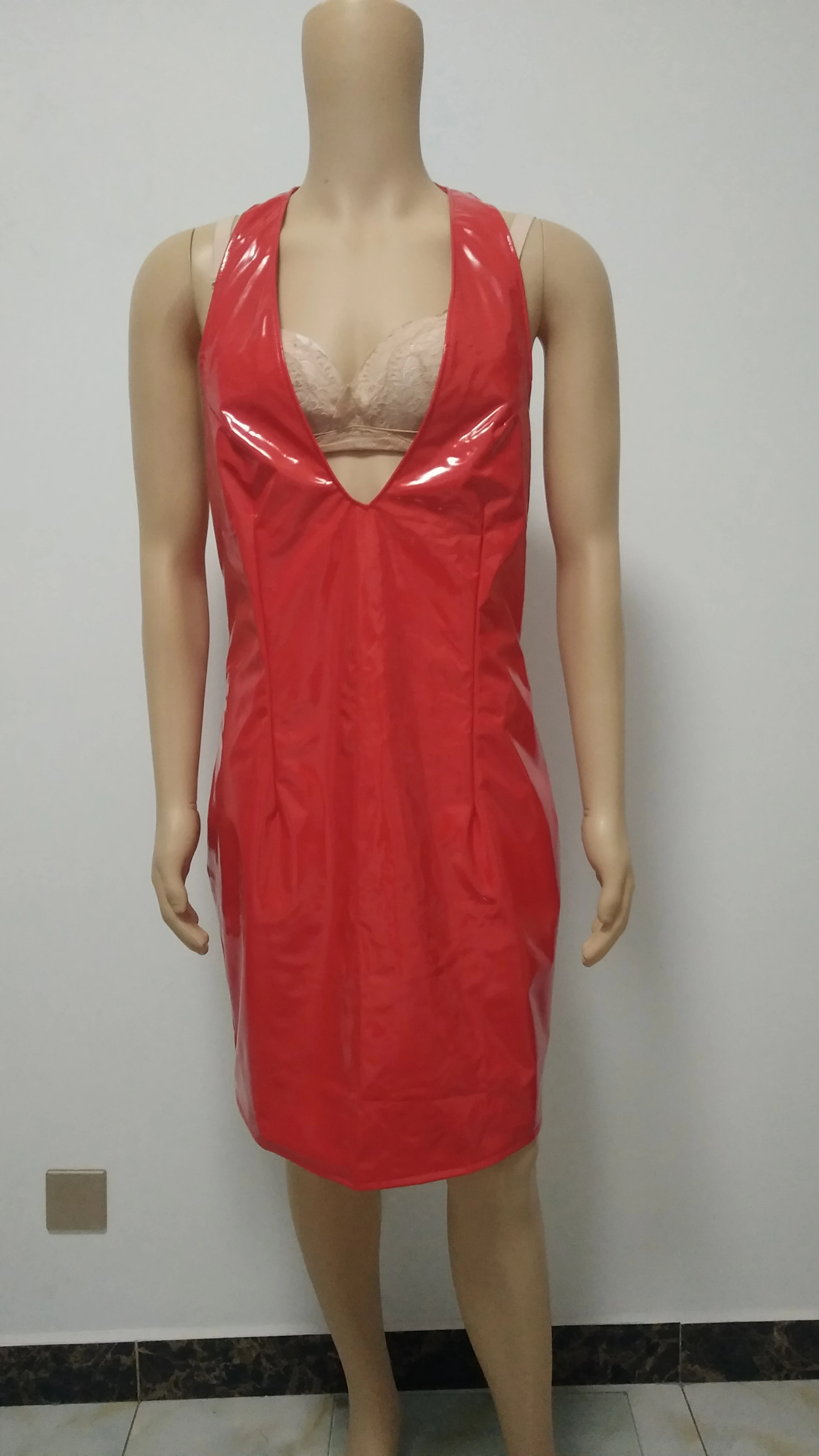 ПВХ искусственная кожа Мокрый женское сексуальное платье с глубоким v-образным