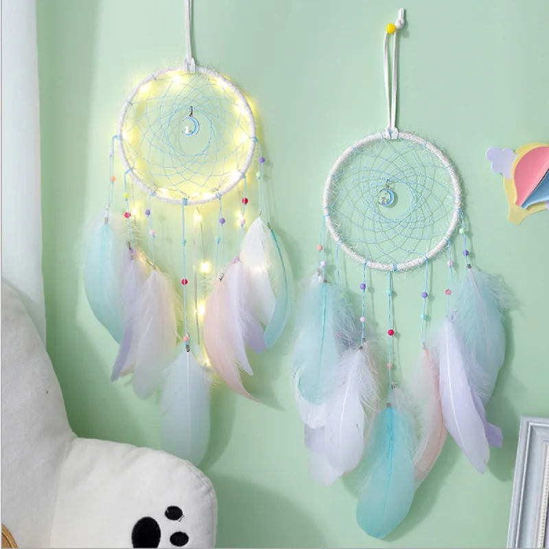 

Colored Feather Crafts Dreams Catcher Wind Chimes Handmade Dreamcatcher Net for Wall Hanging Car Home Festival Party Decor Gift