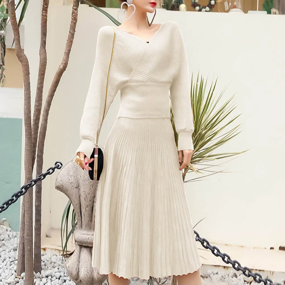 

Office Ladies Solid Color Two Piece Sets Long Sleeve V-neck Women Suit Batswing Loose Sweater Pleated Skirts Set Outfits Knit