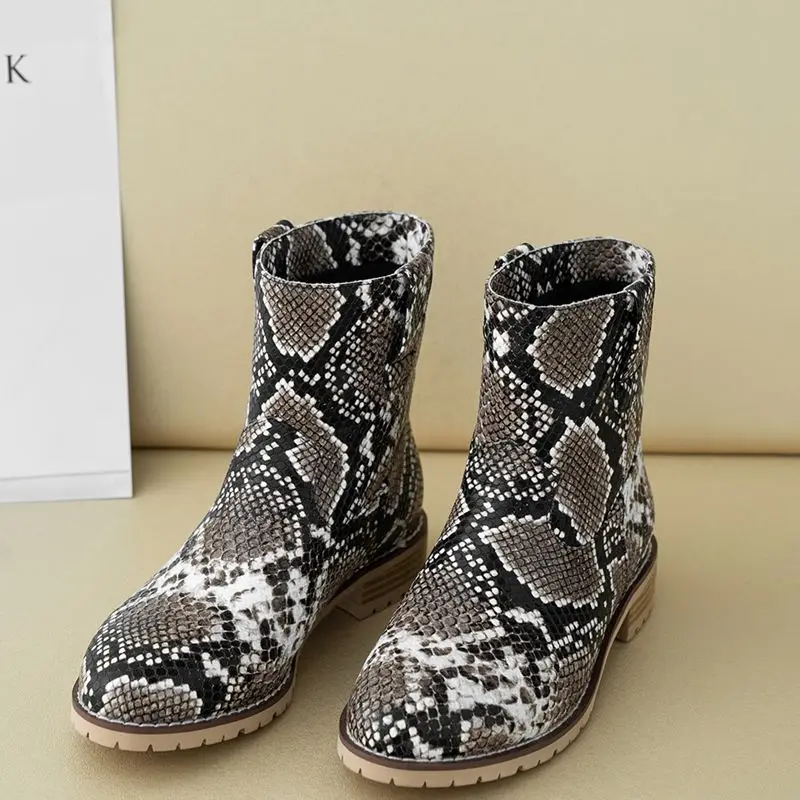 

KemeKiss Women Flats Boots Snake Print Warm Winter Shoes Women Thick Fur Ankle Botas Simple Ladies Footwear Size 33-46