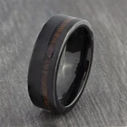 Новое популярное титановое кольцо для мужчин. Поверхность кольца из чистого черного цвета с длинным кольцом из нержавеющей стали с деревянной текстурой, модный мужской стиль