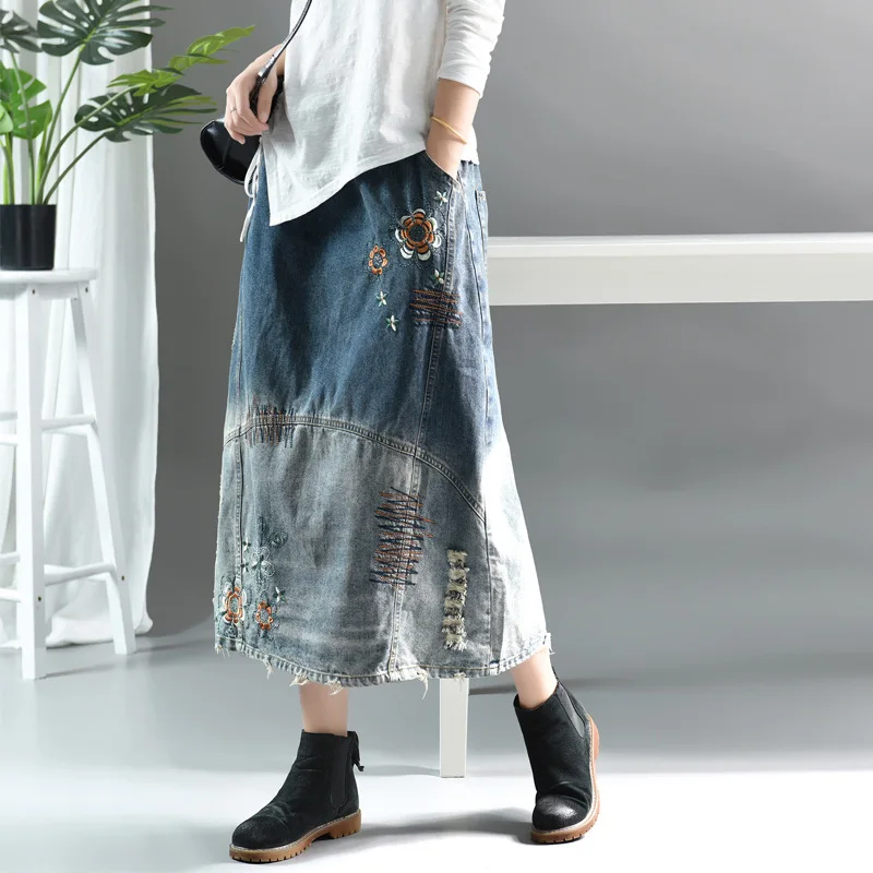 Женская юбка с цветочной вышивкой осенняя джинсовая эластичной резинкой на