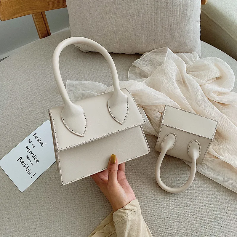 Женская сумка мессенджер пляжная через плечо однотонная модная известная|Сумки