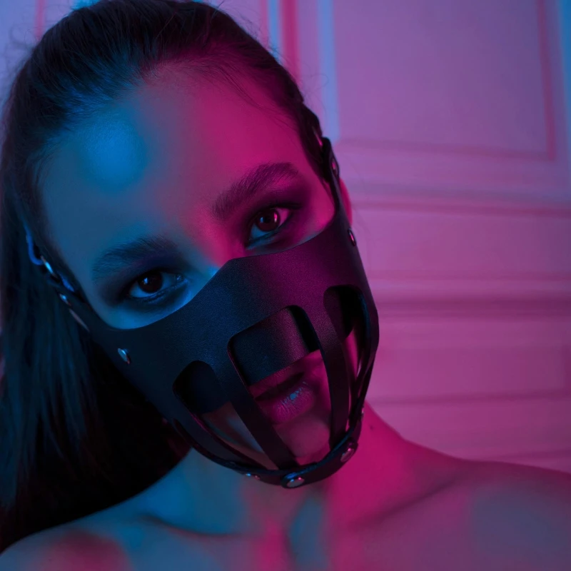 573C маска БДСМ Панк Черная кожа полые лицо рандаш бондаж фиксация Хэллоуин