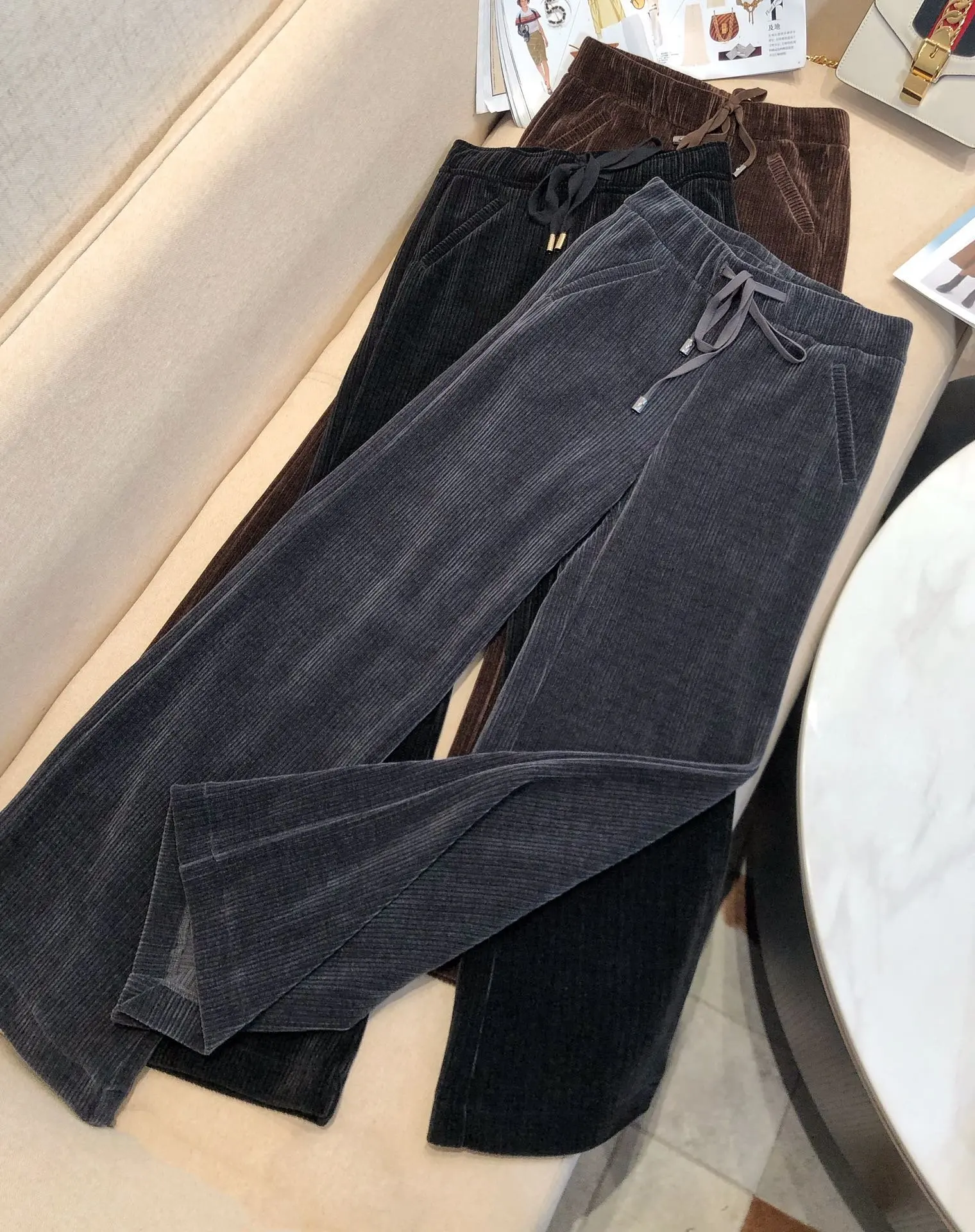 

Loose New Ladies 2023 Retro High Waist Elastic Waist Lace Corduroy Wide Leg Pants 1026