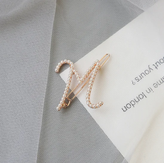 1 PC Elegant Women's Letter Pearl Hairpins Korean Sweet Girls Hair Clips Pins Barrette Hair Clip Hair Accessories Gifts - Цвет: M