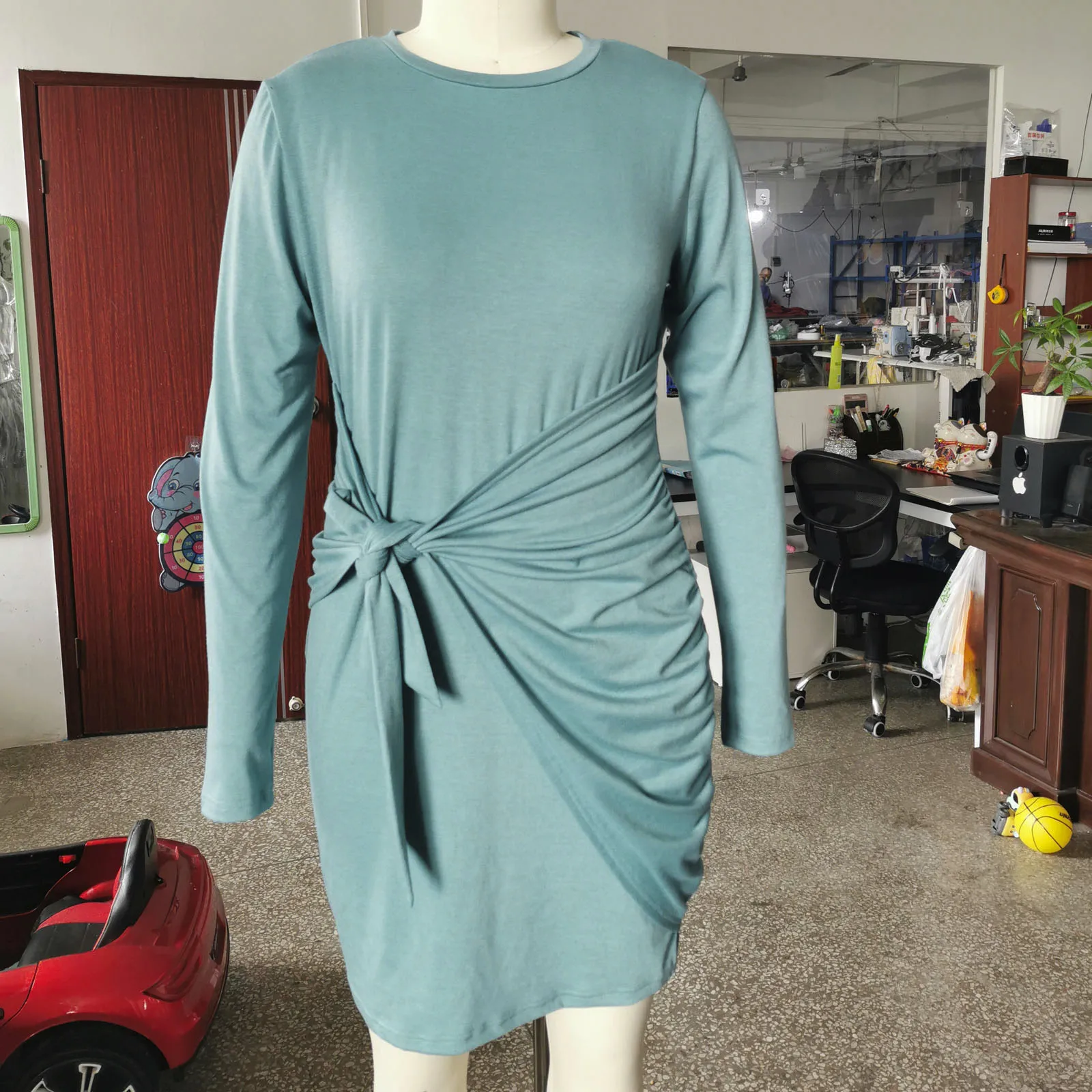 

dresses for Women Long Sleeve Solid Color Knee-length Dress Round Neck Pleated Dress vestido de mujer