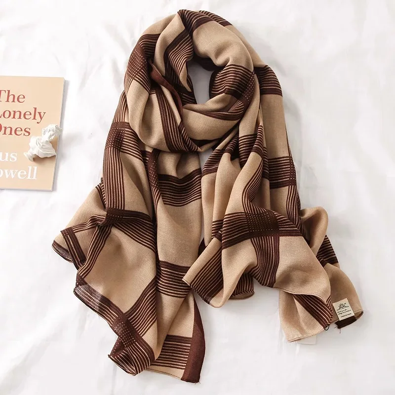 

New Arrival 2021 Brand Winter Hijab Cotton Scarf Fashion Female Large Women Poncho Shawl Bandana Foulard Scarves Pashmina Femme