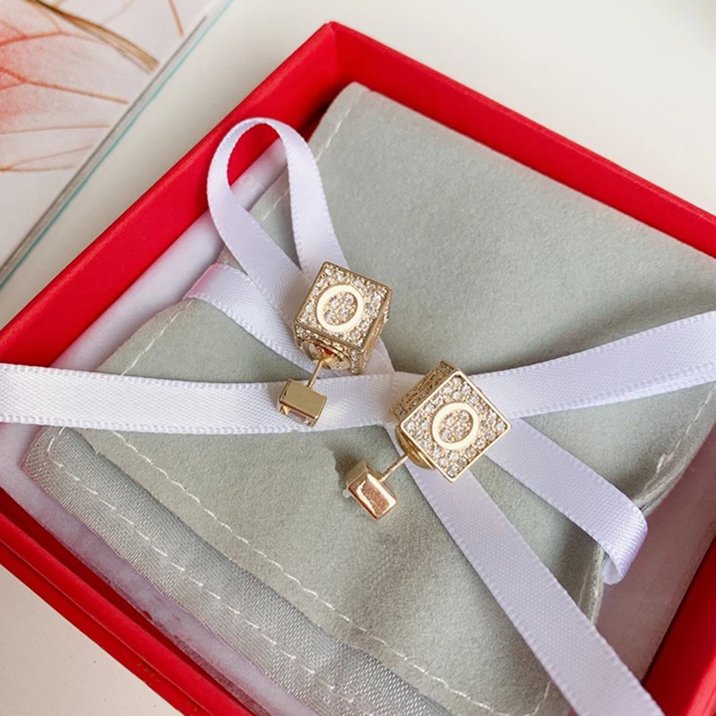 

TC1629 Fashionable Euramerican Style Personality New Golden-diced Letter Full Of Zircon Square Pearl Asymmetric Earrings