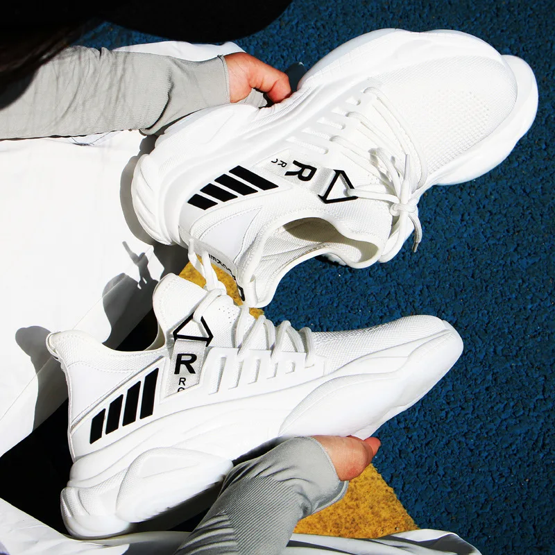 

New 2021 Lightweight Men Sneakers Fashion Men Casual Shoes Breathable Men Shoes Walking Sneakers Men's Tennis Mens Designer