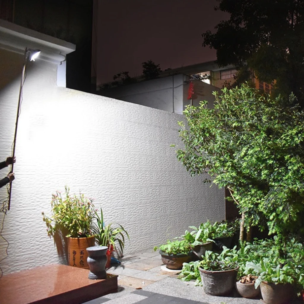 Уличная Светодиодная лампа на солнечной батарее с дистанционным управлением