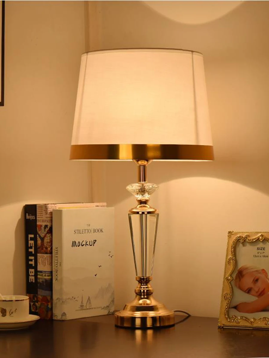 

European Luxury Crystal Desk Lamp Design Antique Bedroom Lamp Bedside Night Lights Office Lampara Mesa De Noche Indoor Lighting