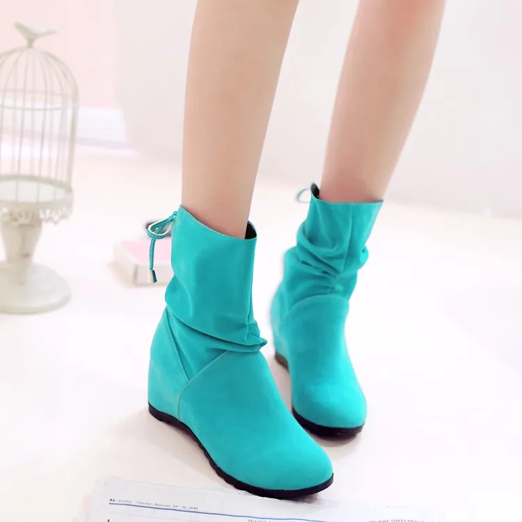 Женские ботильоны на танкетке однотонные ботинки с закругленными носками