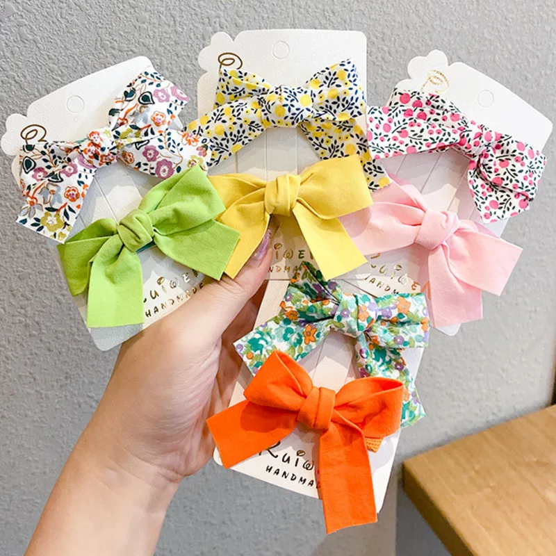 

[Xwen] 2 Pieces/set Floral Bow Children Hairpin Kids Headdress Printed Side Bangs Clip Fashion Hair Accessories OH2137