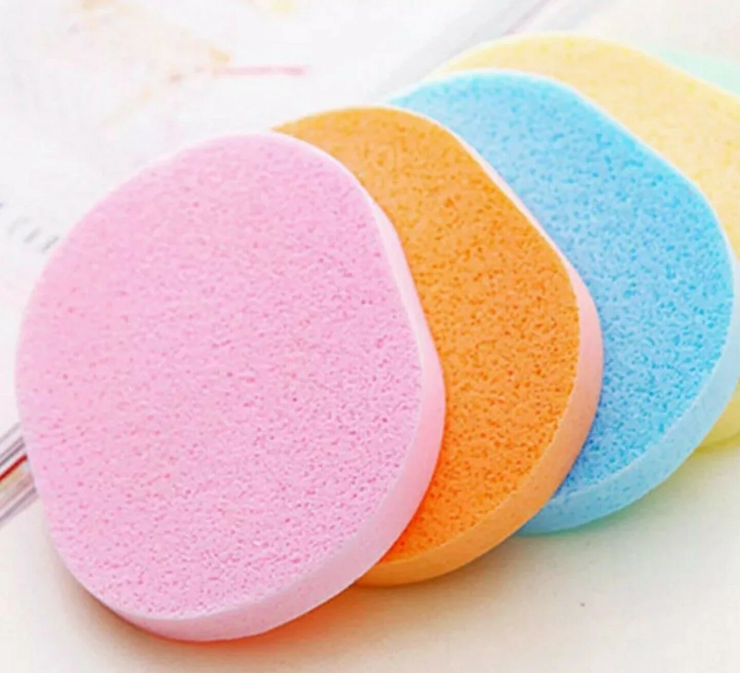 

Makeup Powder Puff Facial Cleaning Wash Face Sponge makeup brush