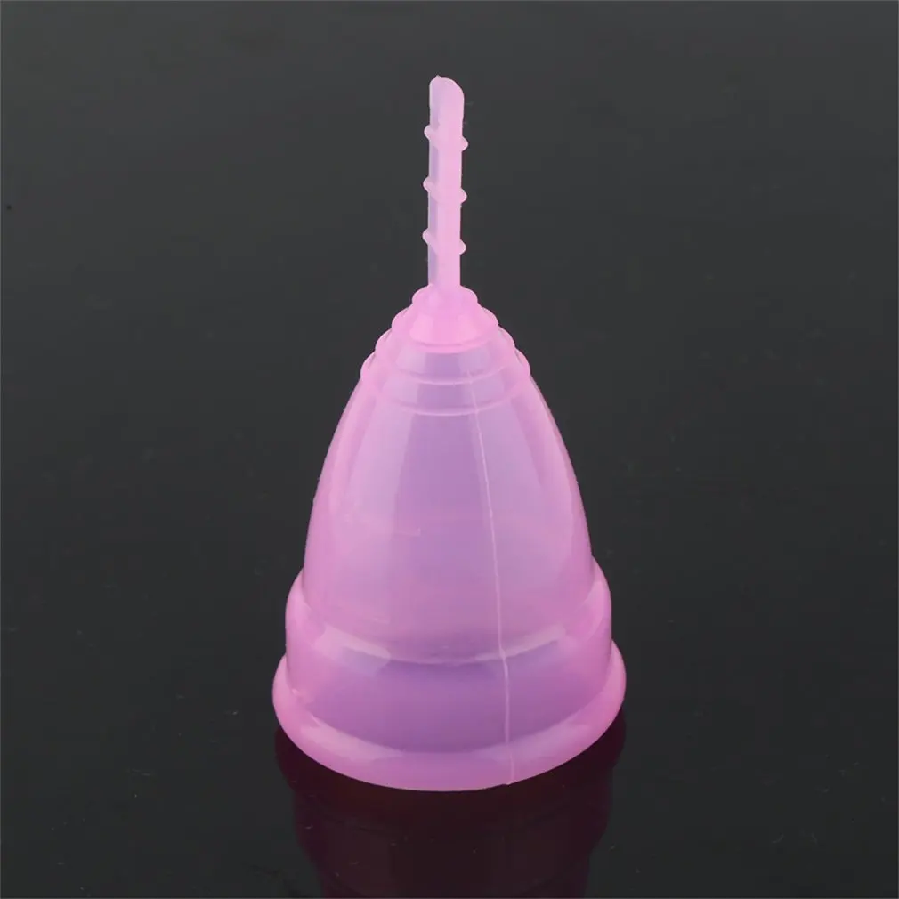 Pink Многоразовая Мягкая силиконовая менструальная чашка, большие и маленькие размеры, три цвета, товары для гигиены и здоровья для женщин - Цвет: Pink