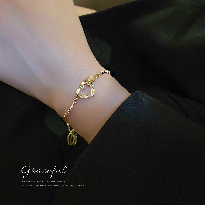 

Luxury Fashion Dainty Cubic Zirconia Heart Charm Bracelet for Woman Exquisite Gold Chain Cuff Bracelet on Hand Girl Jewelry Gift