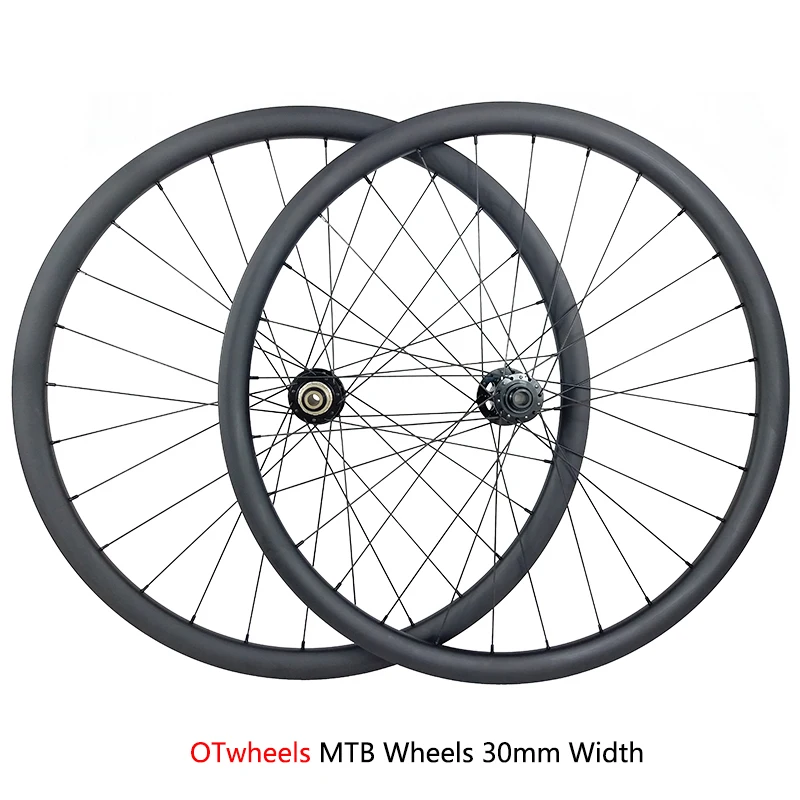 Бескамерные колеса для горного велосипеда 29er карбоновые повышающие 30 мм Ширина