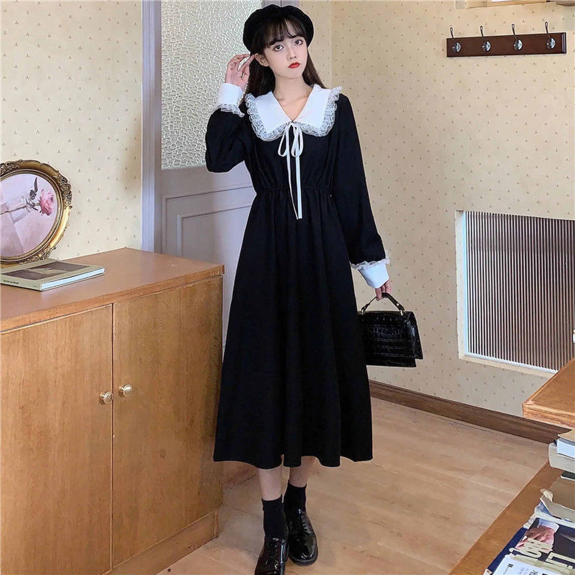 

2020 Korean temperament baby collar French style knee length long sleeve dress for women's autumn style waist shrinking skirt